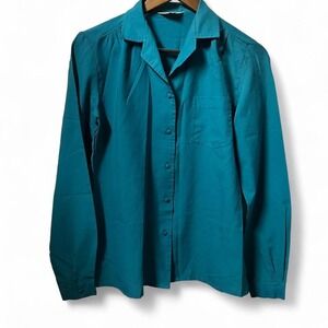womens 80's/90's career top Teal green button-up shirt with a relaxed fit medium